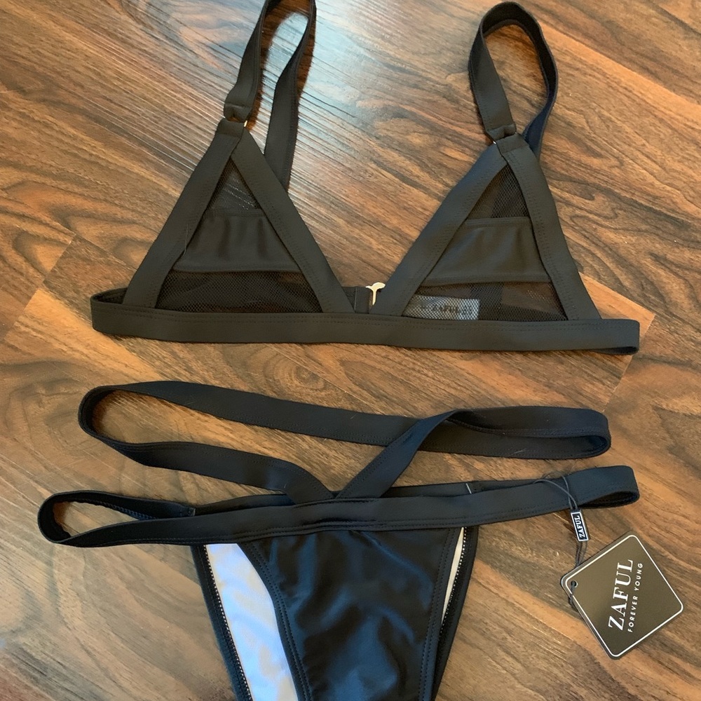 Zaful Mesh Panel Bandage Bikini